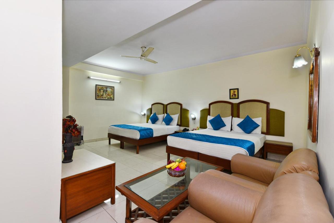 Hotel Southindian Heritage Delhi  Exterior photo